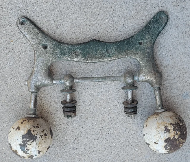 Тяжелый стальной предмет