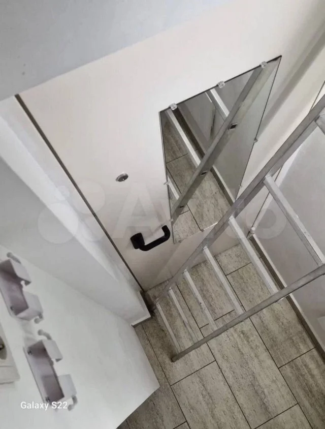 В столице выставили на продажу кладовку, переоборудованную под жильё, за 2,5 млн рублей