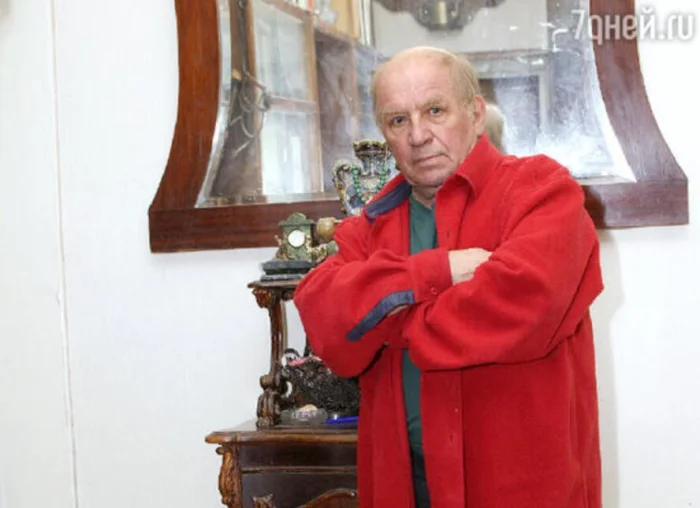 Лев Дуров