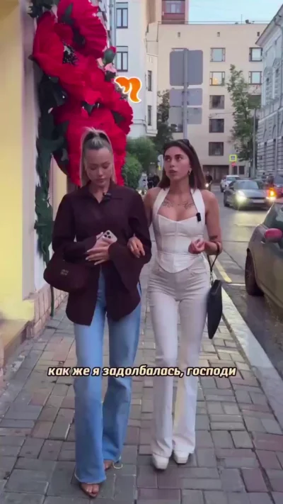 Вот как они эти интервью на Патриках дают