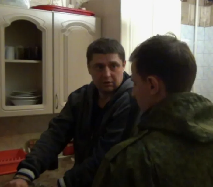 Евгений Гущин на следственном эксперименте