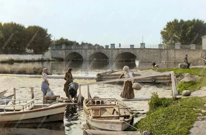 Екатеринбург сто лет назад: жизнь города в 20 раскрашенных фото