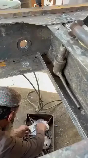 Соединение с помощью заклепок