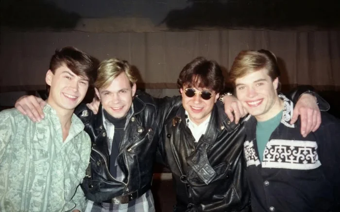 Атмосферные снимки 90-х, которые возвращают в прошлое