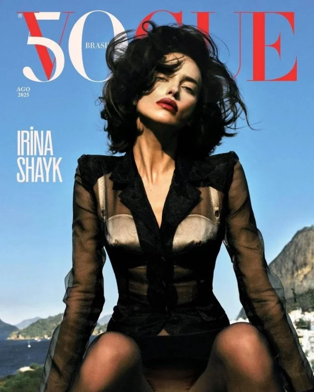 Ирина Шейк украсила обложку журнала Vogue