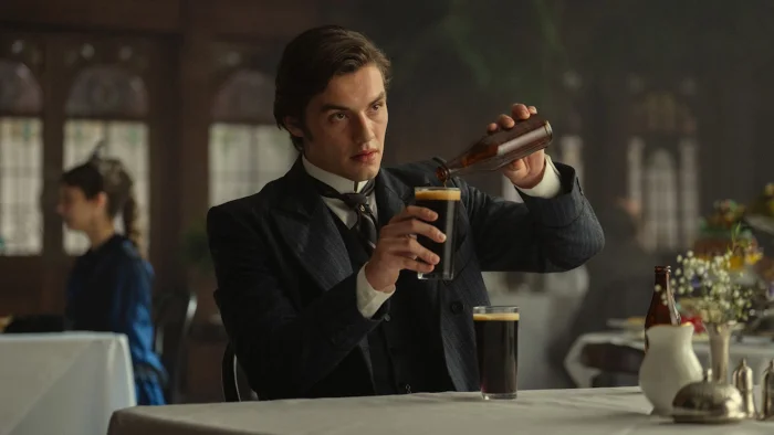 Какие сериалы выйдут в сентябре: подборка новинок