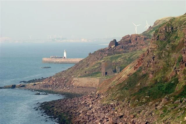 Скала Фей у Уайтхейвена: мифы и гнев природы