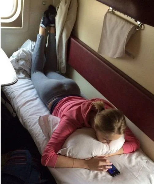 Красотки: Попутчицы и проводницы