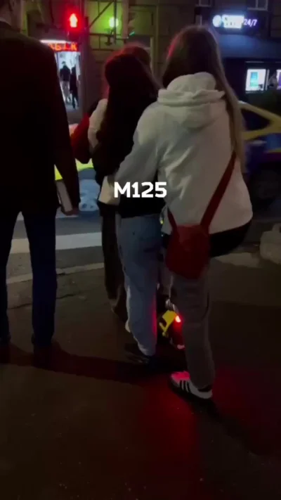 В Савеловском фантастическая четверка устроила цирковой номер на одном самокате