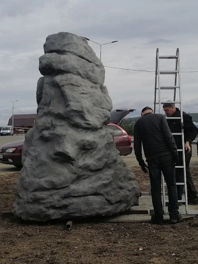 Памятник ветру в Качканаре: арт или фейл?