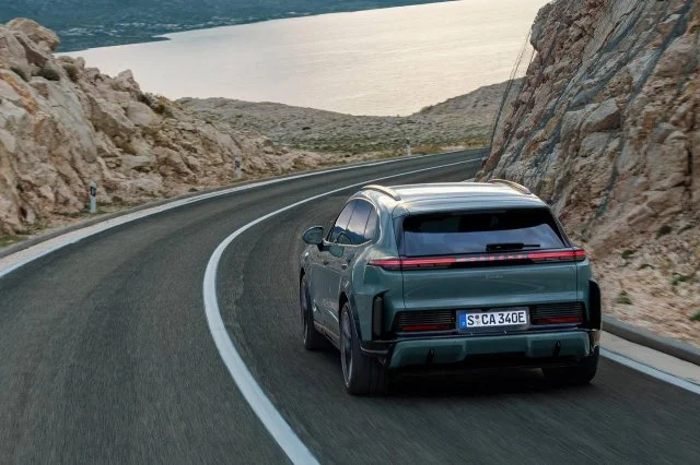Электрический Cayenne: новый шаг Porsche в будущее