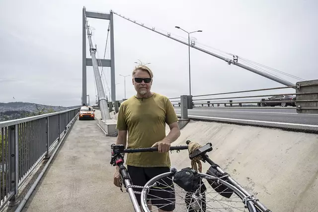 Мужчина отправился пешком вокруг света — и путь растянулся на 27 лет