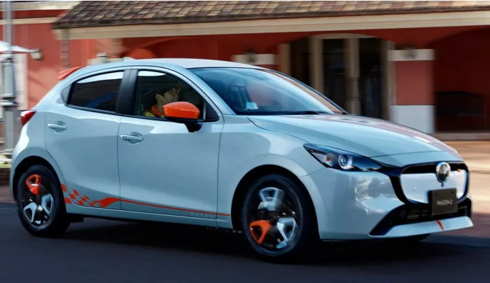 Обновленная Mazda 2 теперь доступна для покупки в Японии.