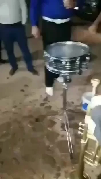 Зажигательная дробь на барабане