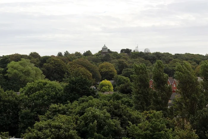 Маяк, стоящий посреди суши: история самого далёкого от побережья маяка