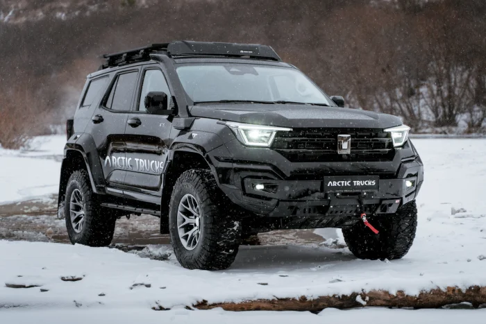 Танк 400 улучшили для езды по сложному бездорожью.