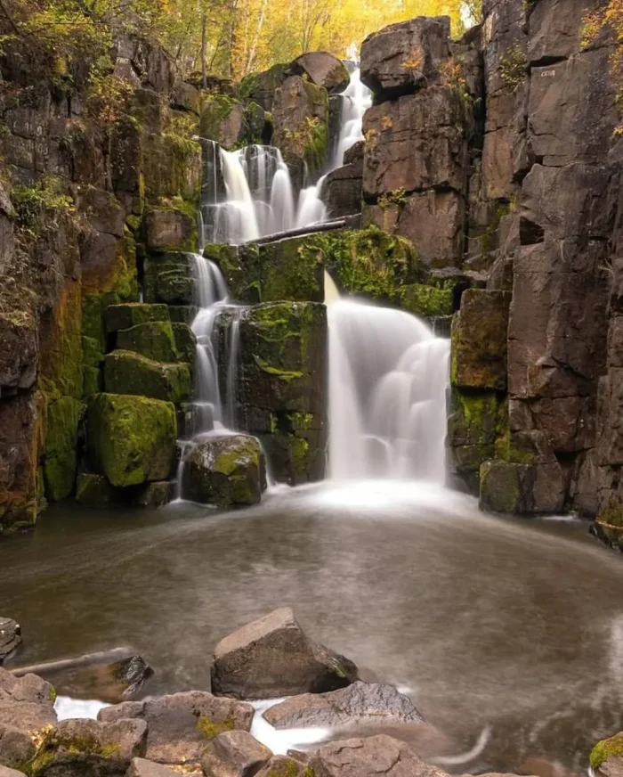 💦 Уковский водопад, спрятанный в сердце Иркутской области