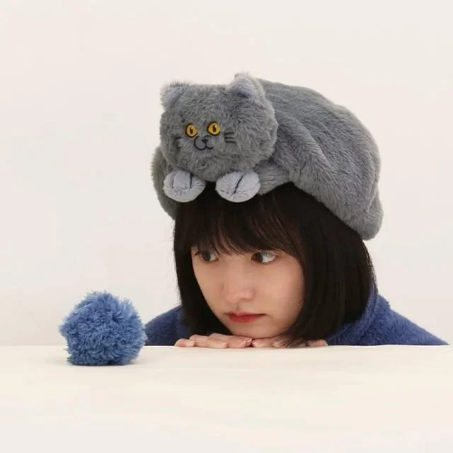 Шапки в виде котов стали новым зимним трендом на маркетплейсах