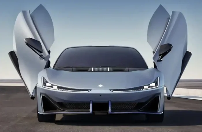 Китайские авто-легенды, оставшиеся дома