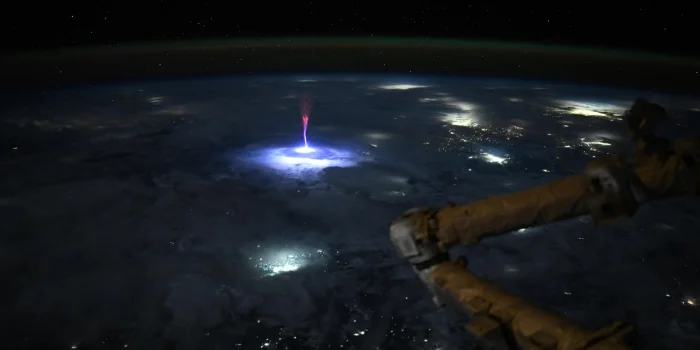 Космическая красота: 10 лучших фото 2025 года по версии Live Science