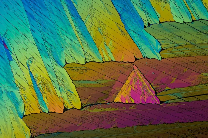 Микромир повседневности: как выглядят привычные нам вещества под микроскопом