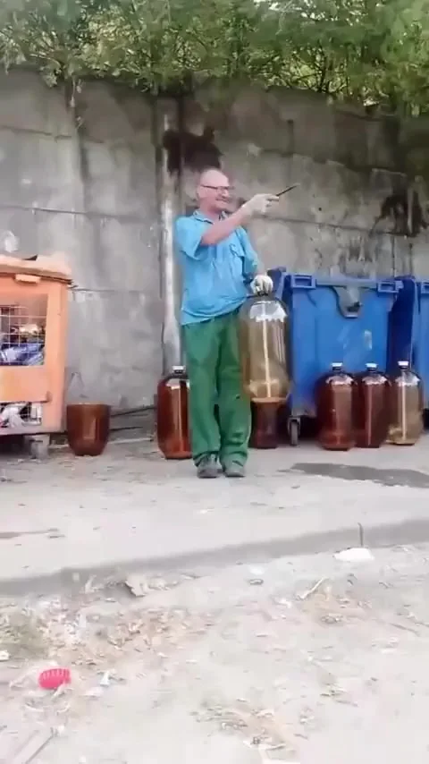 Первые 40 лет детства самые сложные в жизни мужчины