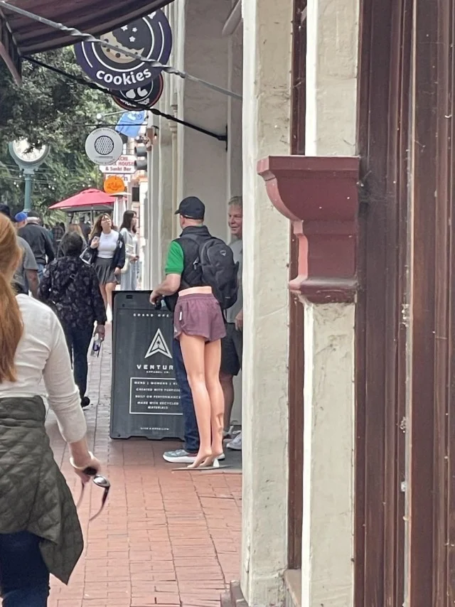 Оптические приколы: более 25 снимков, на которые нужно смотреть дважды