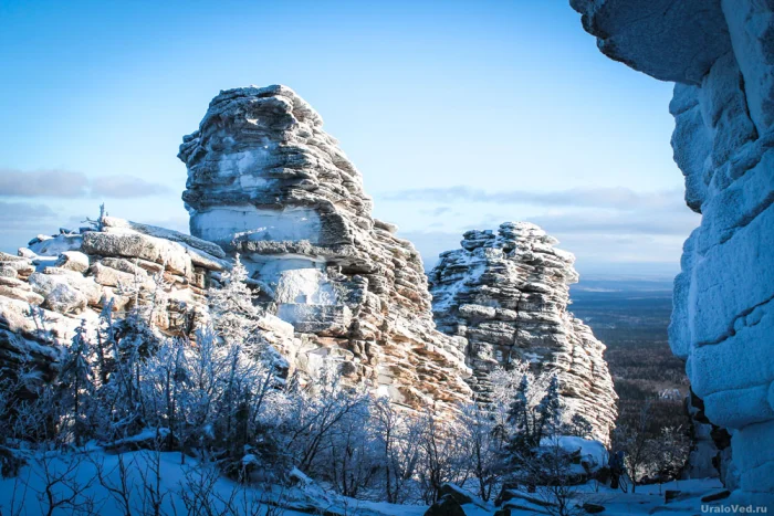 🪨 Помянённый (Колчимский) камень — зимняя страна скальных останцев