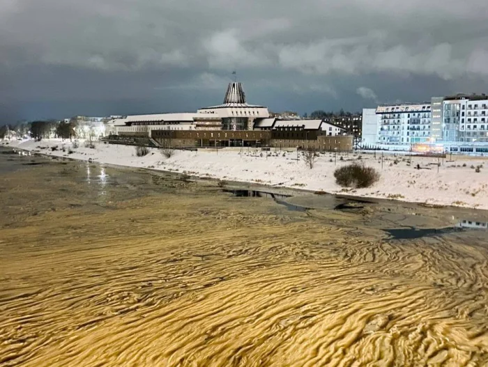 ❄️ Редкие ледовые явления на Великой