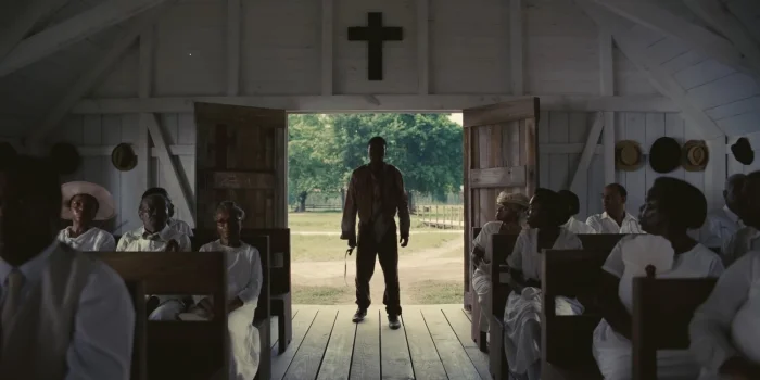 Журнал Esquire опубликовал рейтинг 26 лучших боевиков 2025 года.