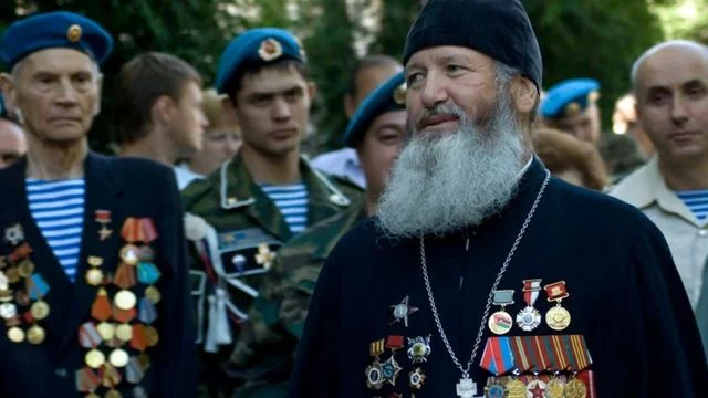 ♫ Виталий Гасаев - Офицеры (Мы прощенья не просим у Господа Бога...)