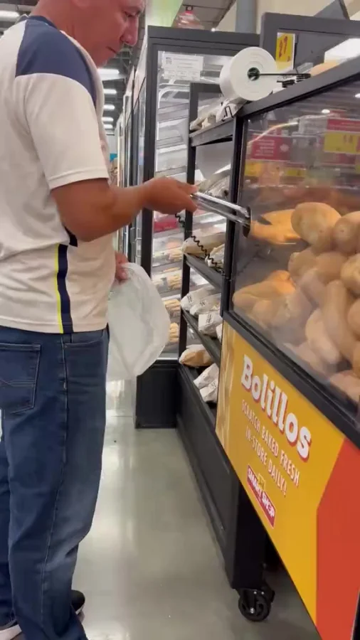 Лёгкий способ достать булочку