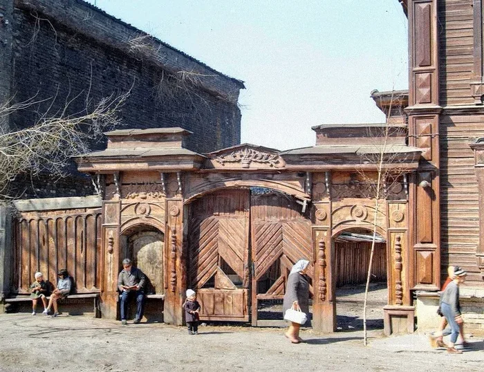 Диман (Никонух), узнаёшь места? Есть знакомые локации?