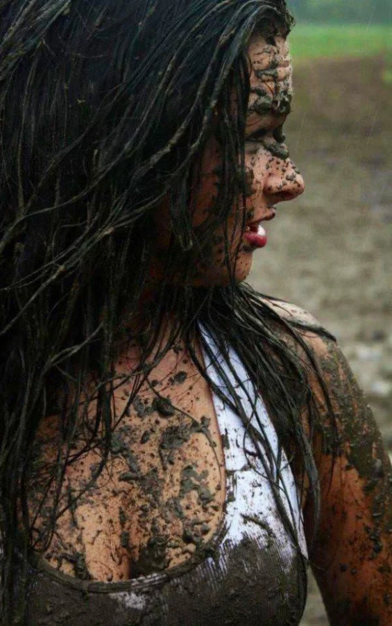 Грязные девчёнки