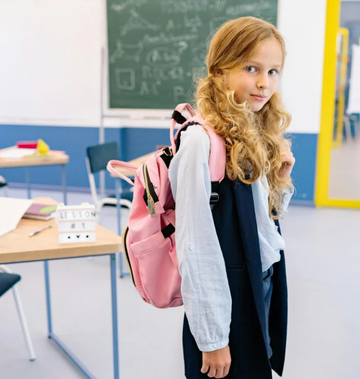 Предательство, которого не ждали: 17 историй о "друзьях", показавших себя