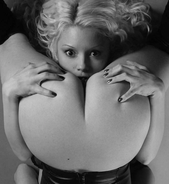 Сексуальные девчушки