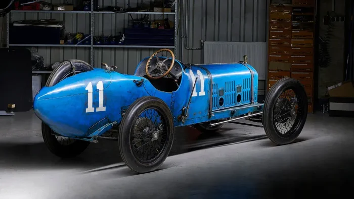 Сокровище автоспорта: уникальный гоночный Ballot выставляют на аукцион