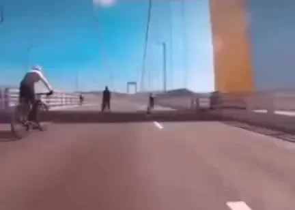 Мост с ловушкой для велосипедистов