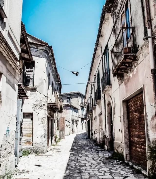 Атмосферные заброшки со всего мира