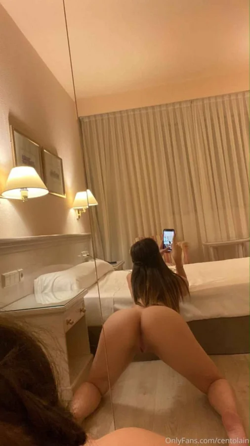 Centolain — горячие фото и видео модели OnlyFans в нижнем белье