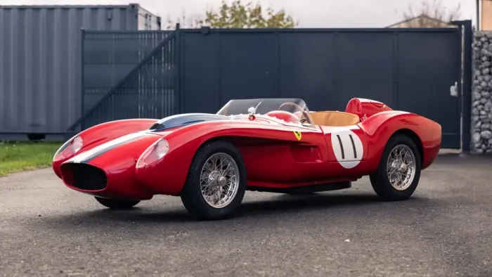 Детский Ferrari 250 Testa Rossa установлен ценовой рекорд