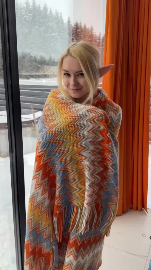 Хорошенькая эльфка