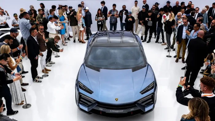 Lamborghini отказалась от создания электрического суперкара из-за низкого спроса