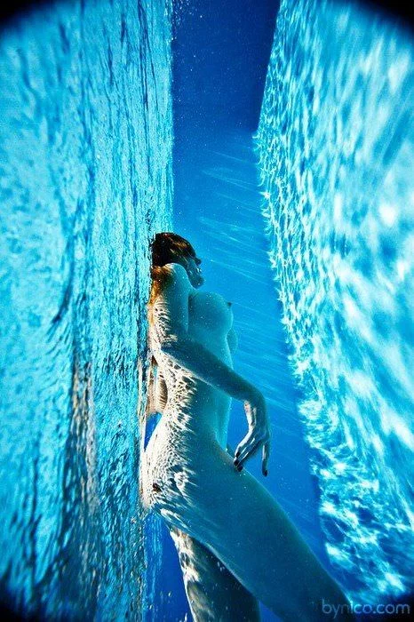 Немного красоток