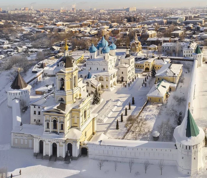 🩵 Высоцкий монастырь — зимнее чудо в Серпухове