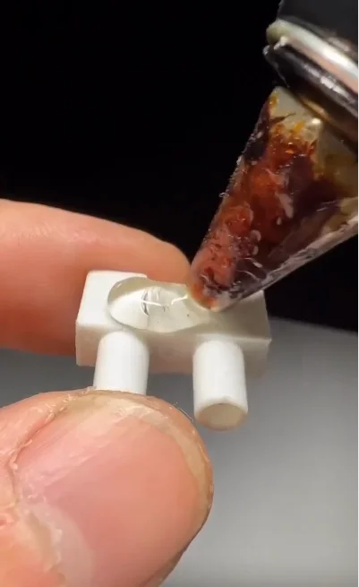 Зажигалка из батарейки своими руками⁠