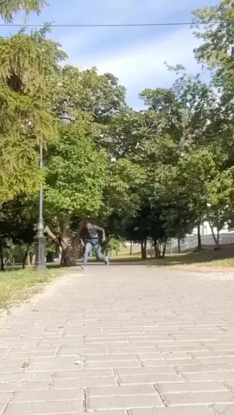 Димоны, чей друг?