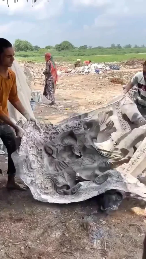 "Из говна и палок" вживую