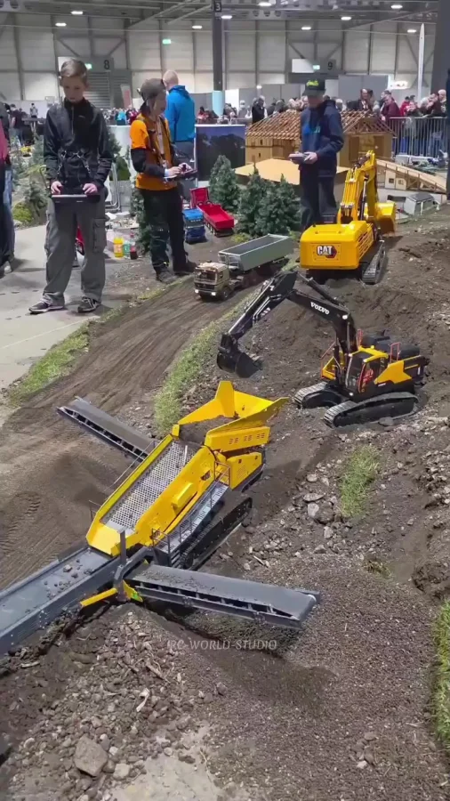 Каждому ТЦ нужна мужская зона, пока женщины выбирают покупки