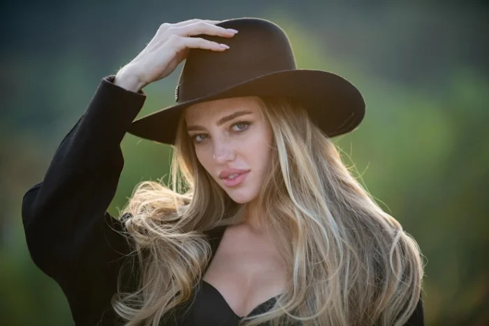 Красотки в шляпах